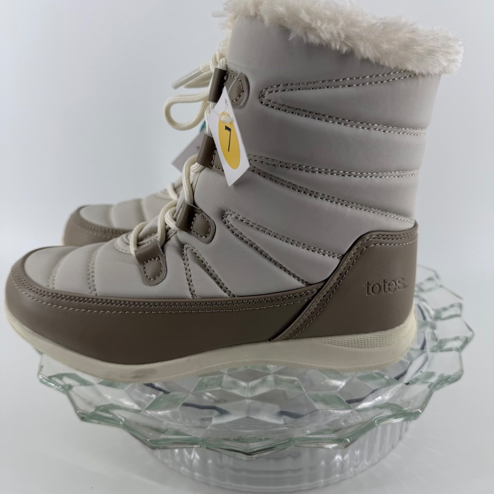 Totes Waterproof Insulated Winter Sno Boot Women Size 7 Cream Tan Faux Fur Lined - Picture 2 of 16